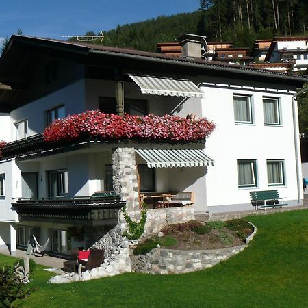 Haus Saxer Apartment Mieders Exterior photo